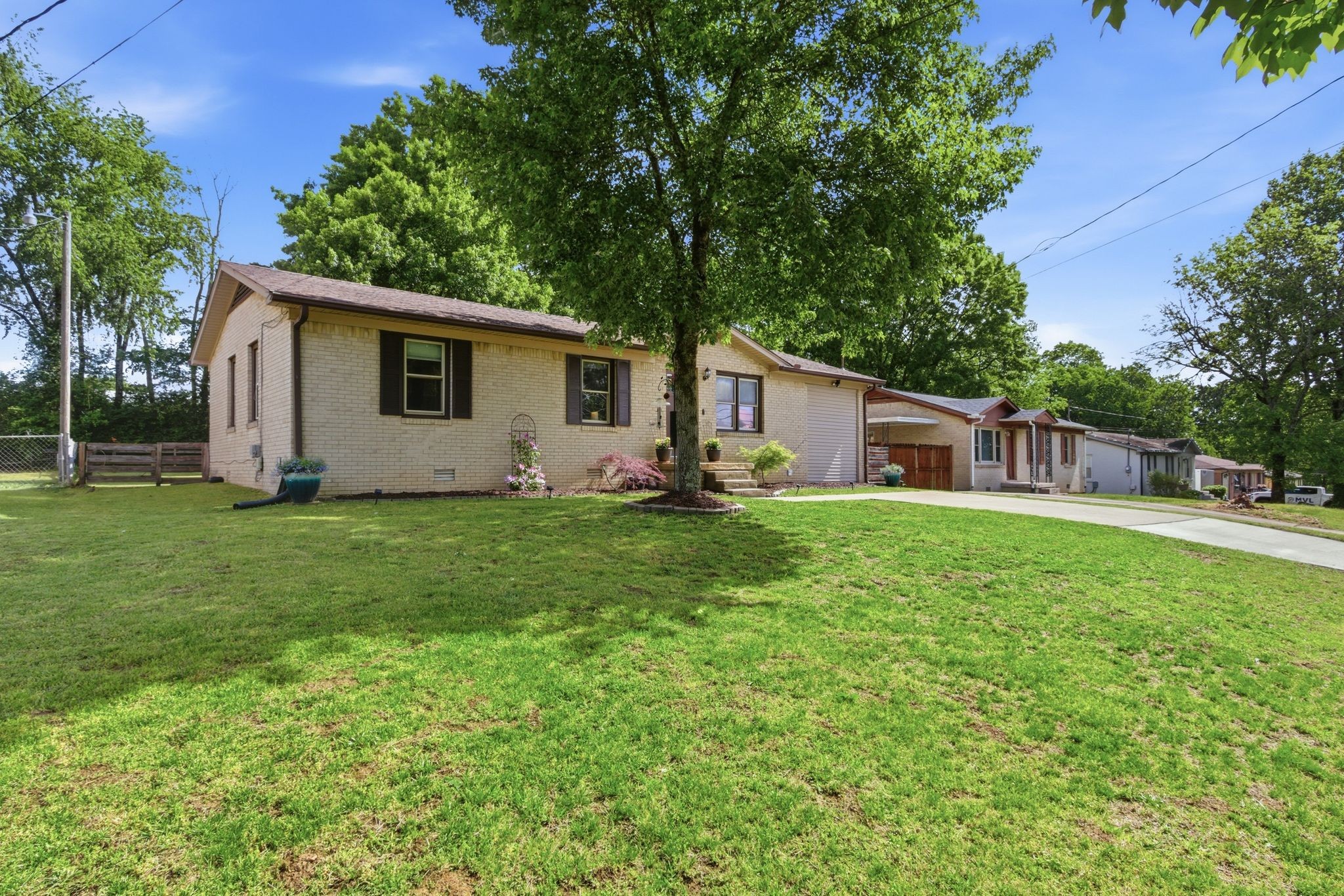 617 McLemore Ave