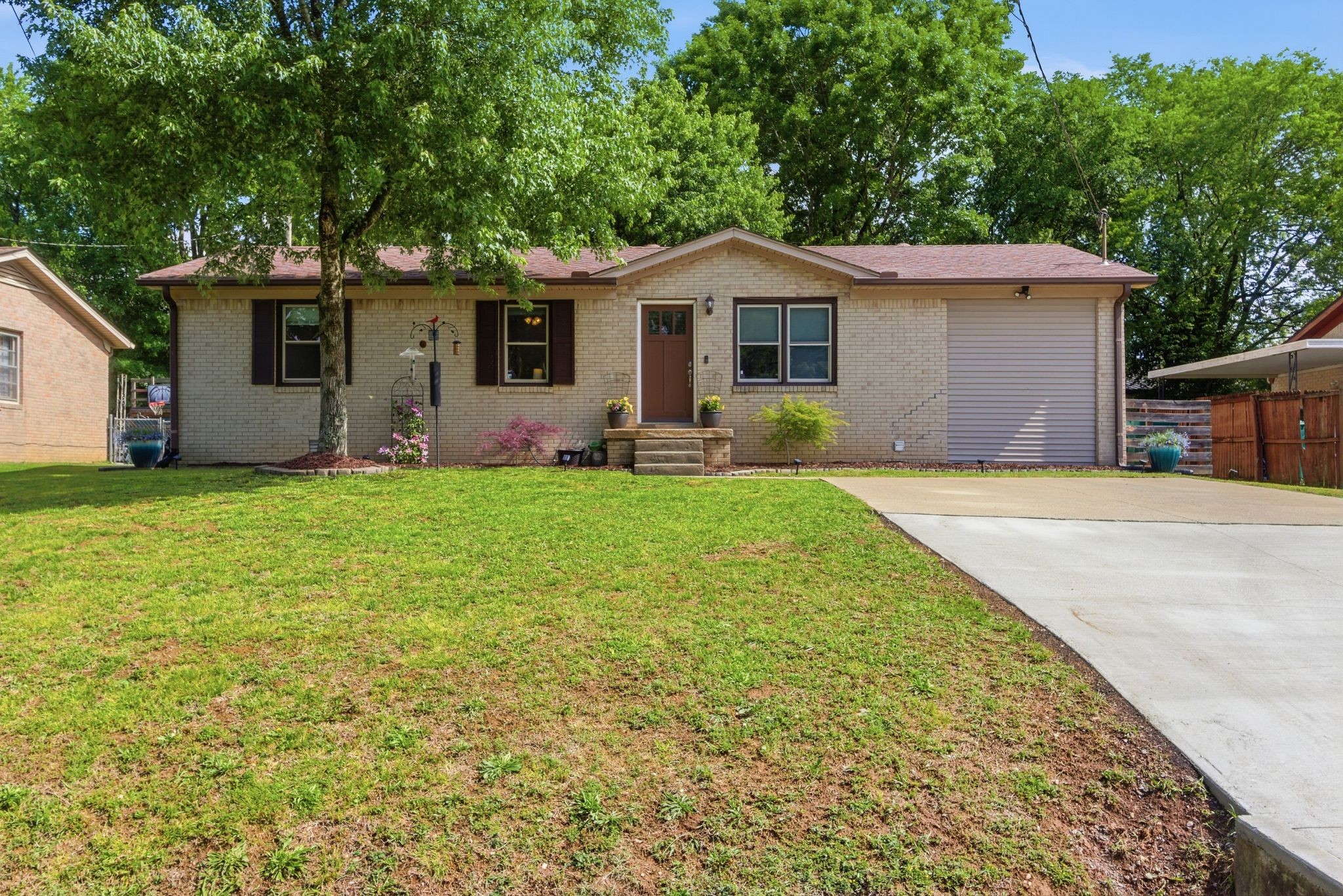 617 McLemore Ave