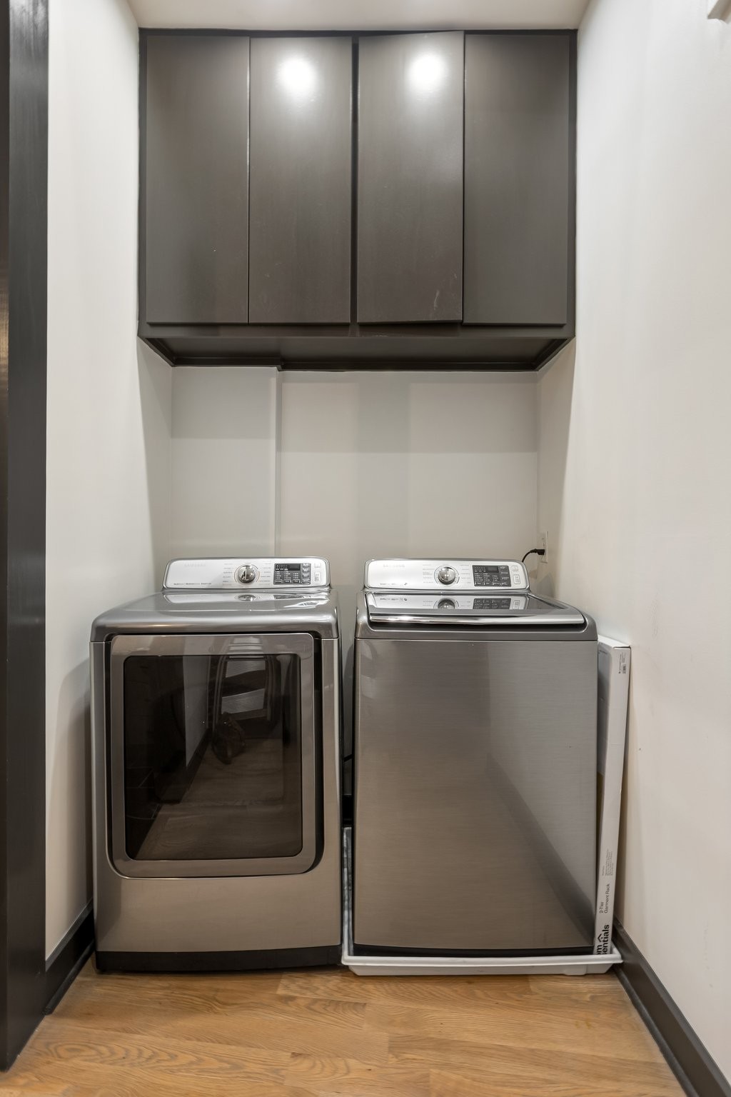 207 3rd Ave, N Unit: 402