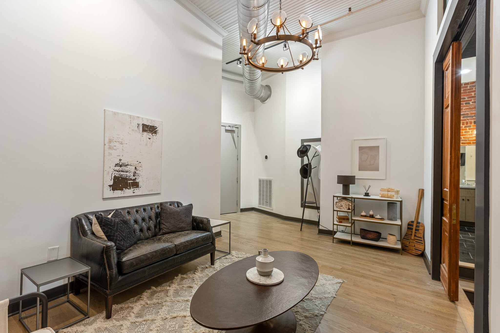 207 3rd Ave, N Unit: 402