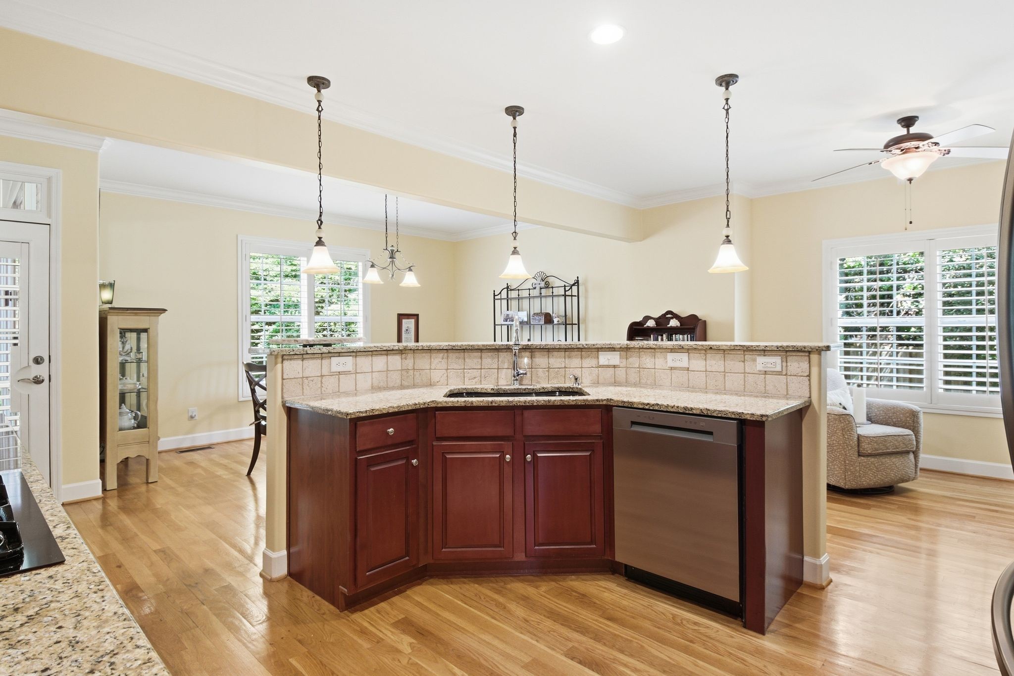 2517 Tisdale Dr
