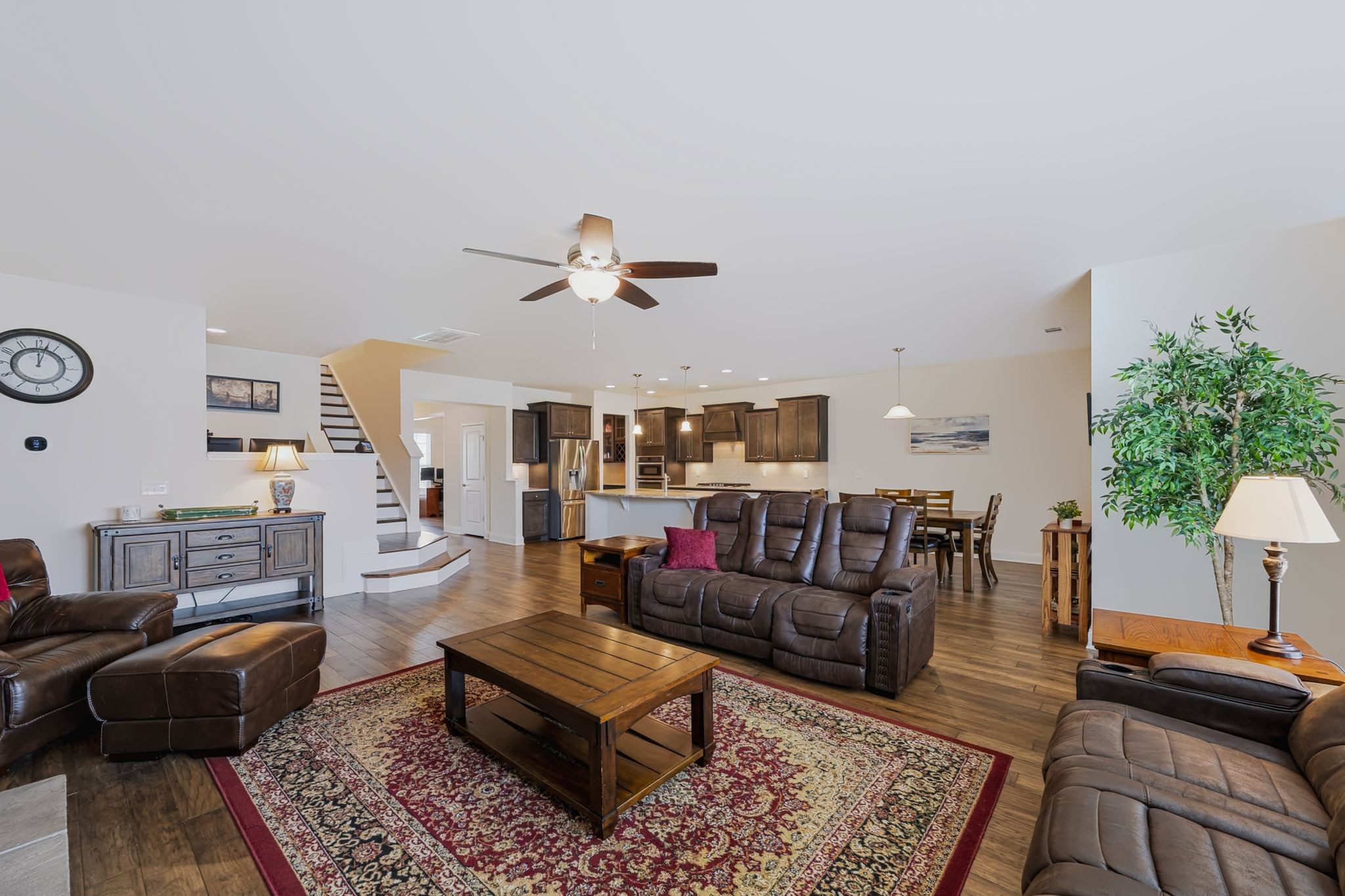 2993 Liverpool Dr