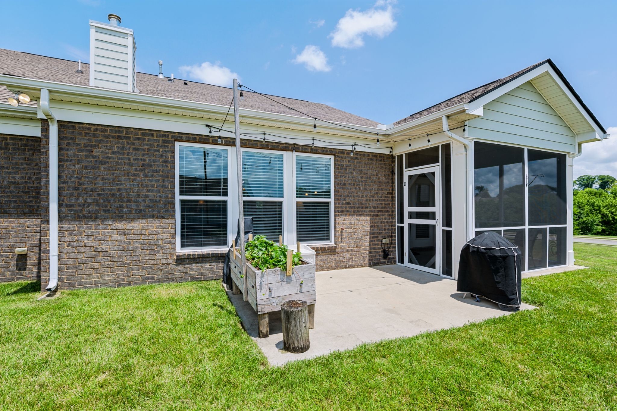 2993 Liverpool Dr