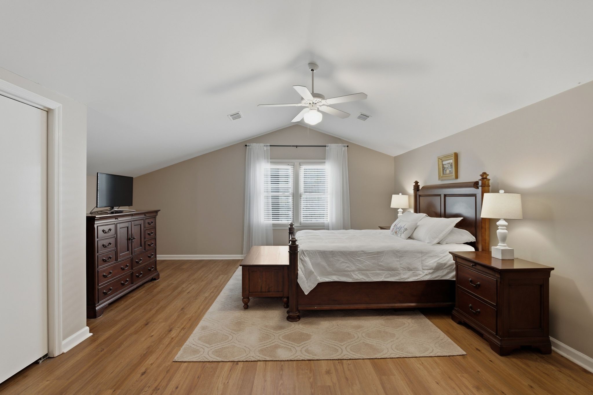 601 Copperfield Ct
