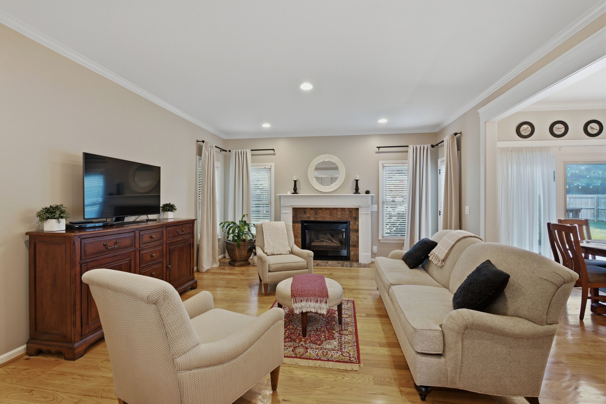 601 Copperfield Ct