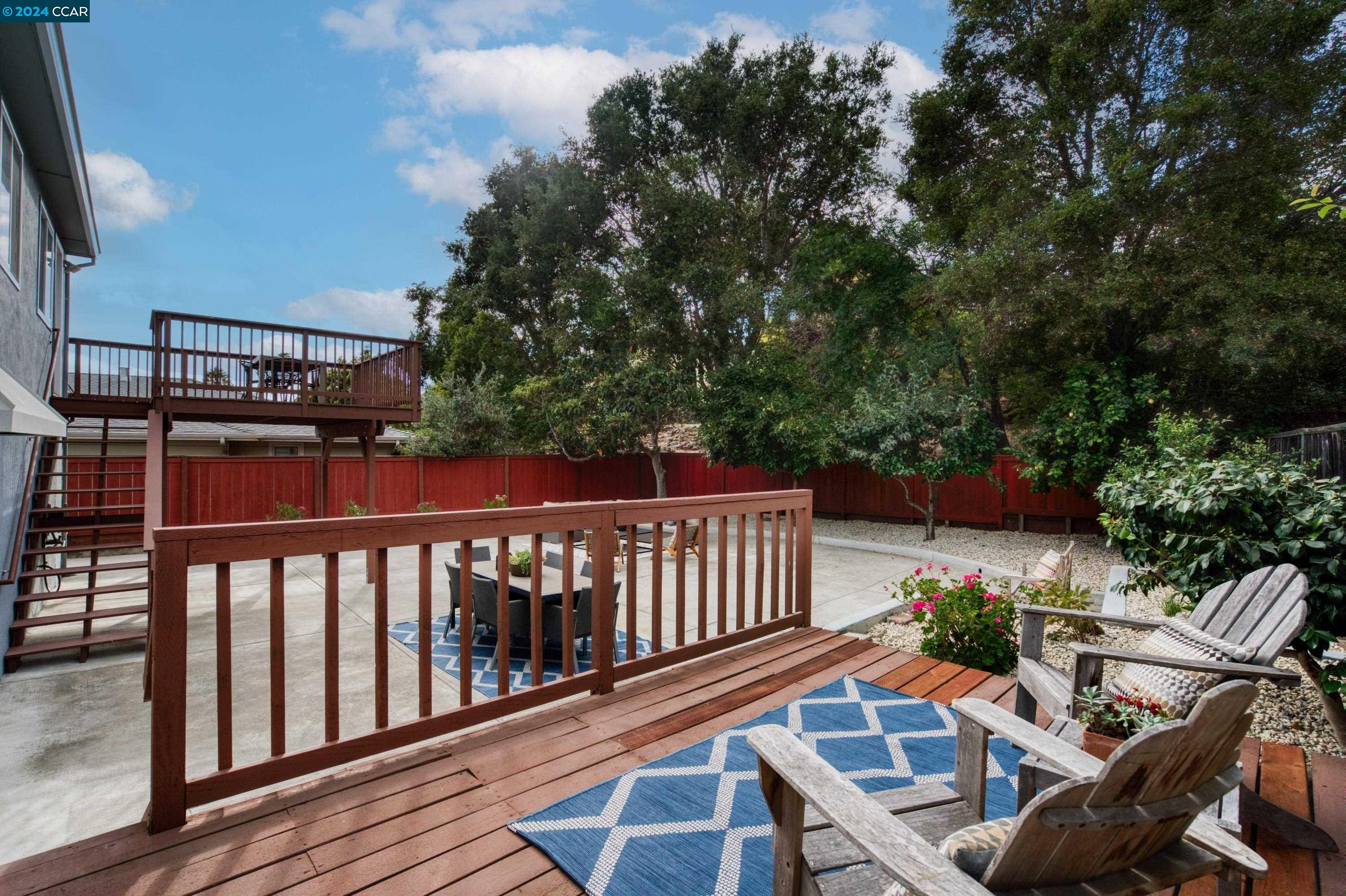 4165 Laguna Ave