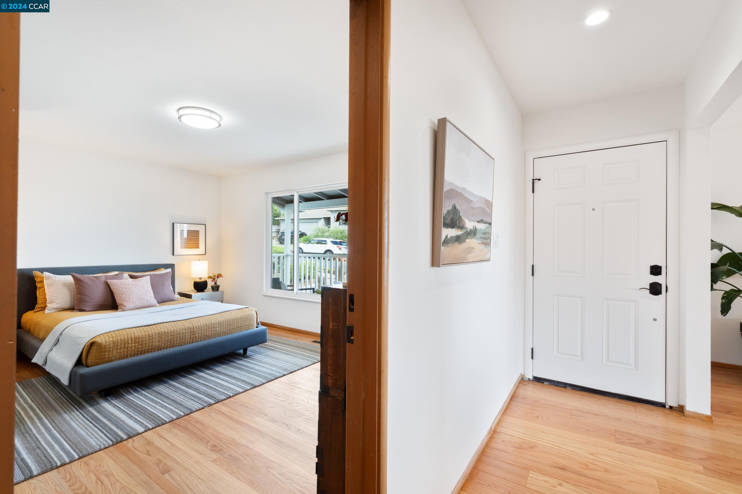 4165 Laguna Ave
