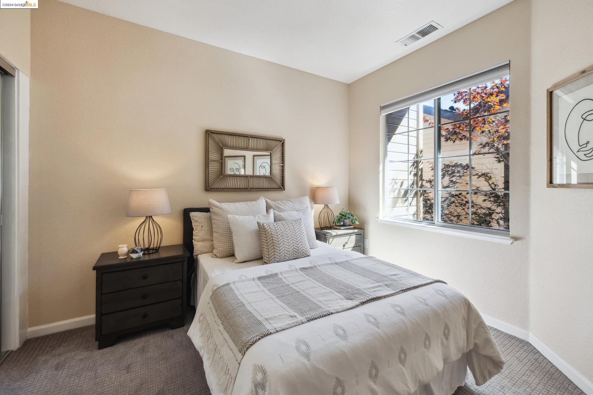 25 Baywood Way