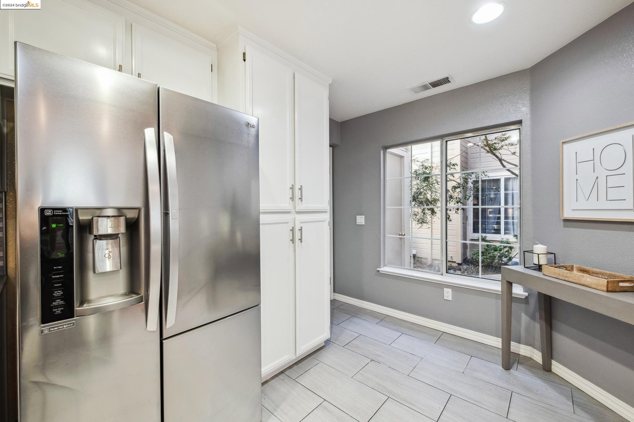 25 Baywood Way