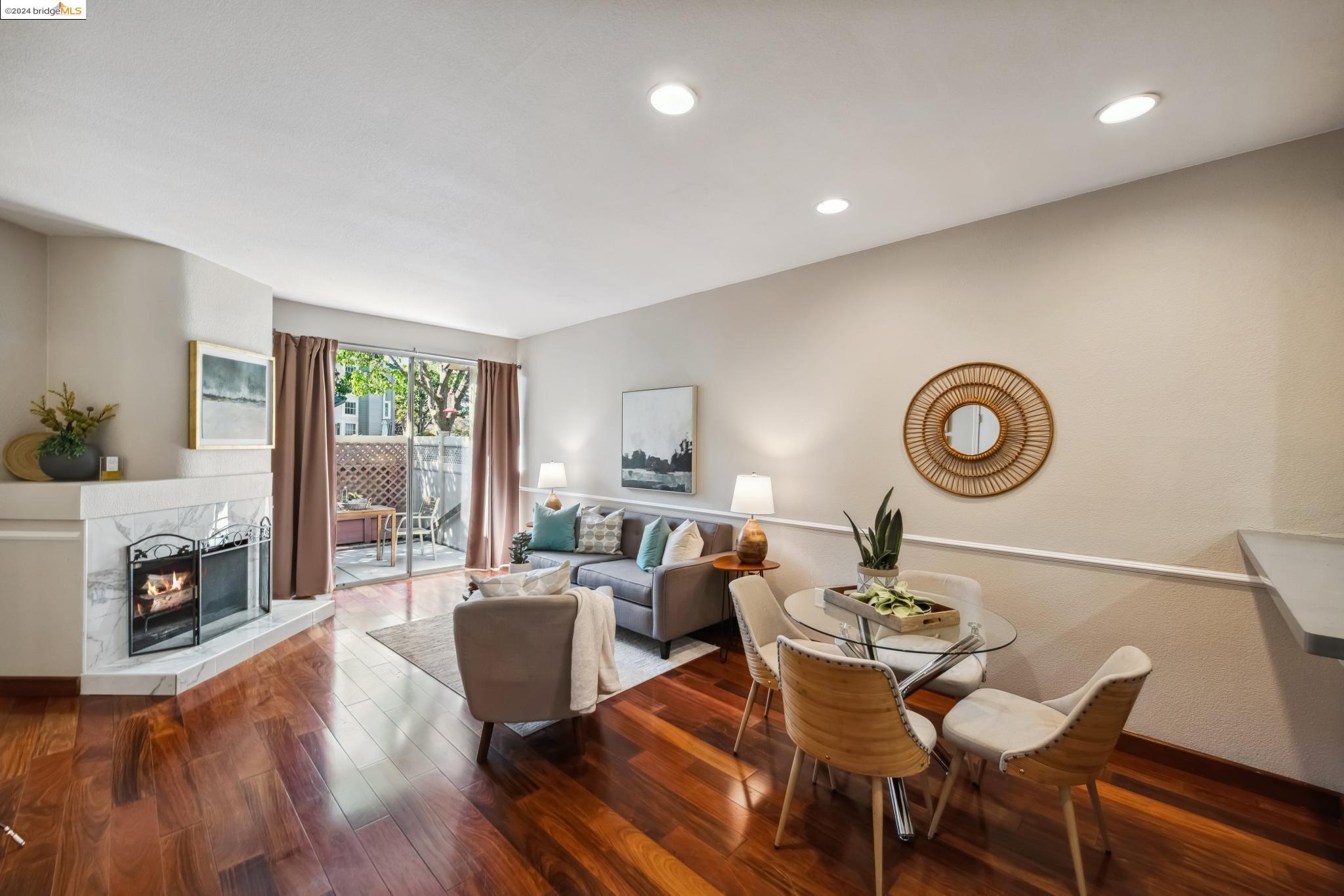25 Baywood Way