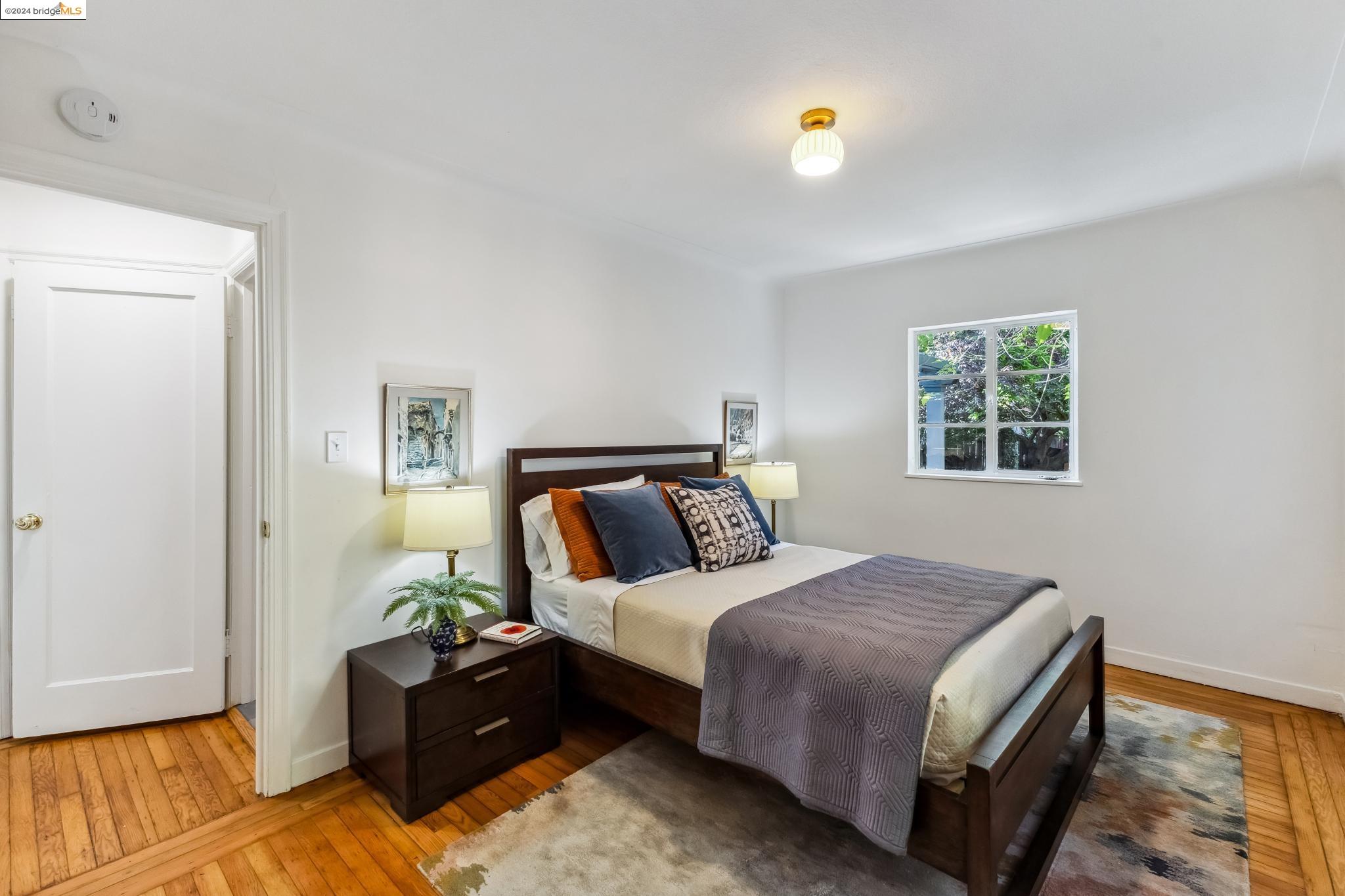 3873 Brown