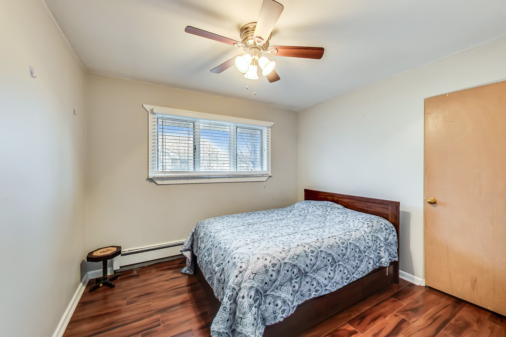 9013 N Greenwood Avenue