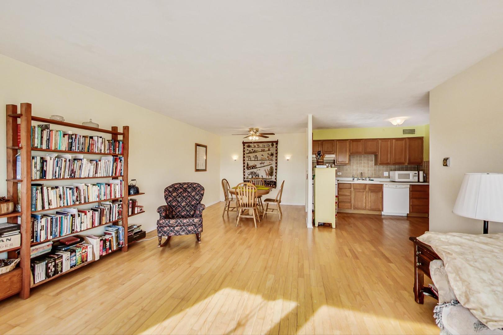 140 Marengo Avenue Unit: 604