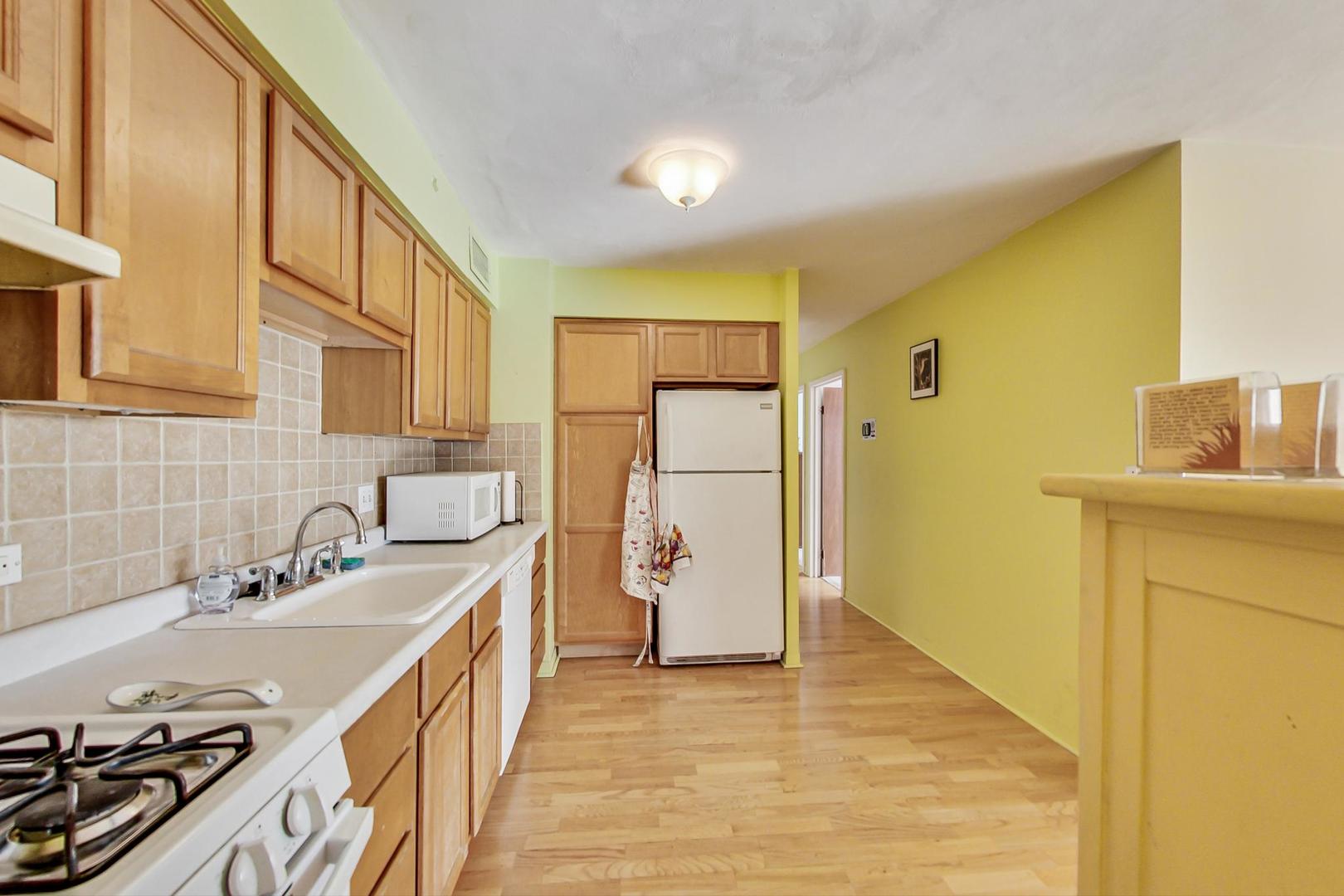 140 Marengo Avenue Unit: 604