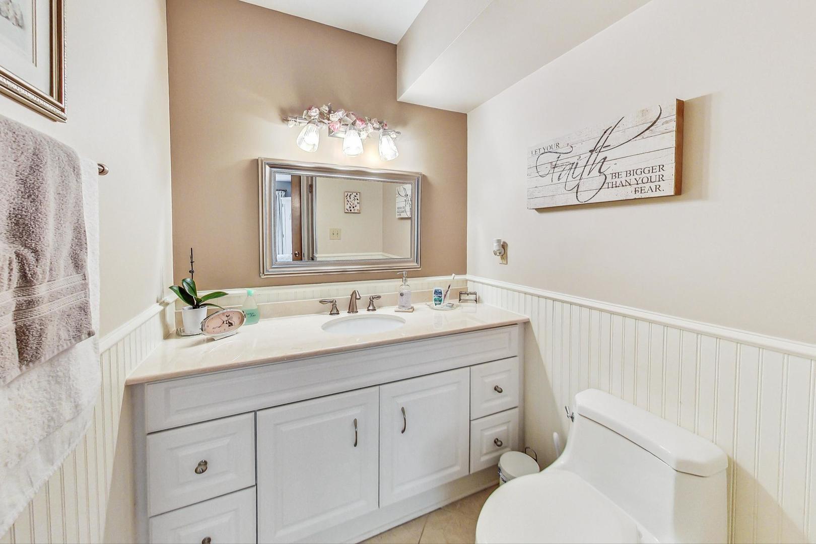 800 Washington Boulevard Unit: 406