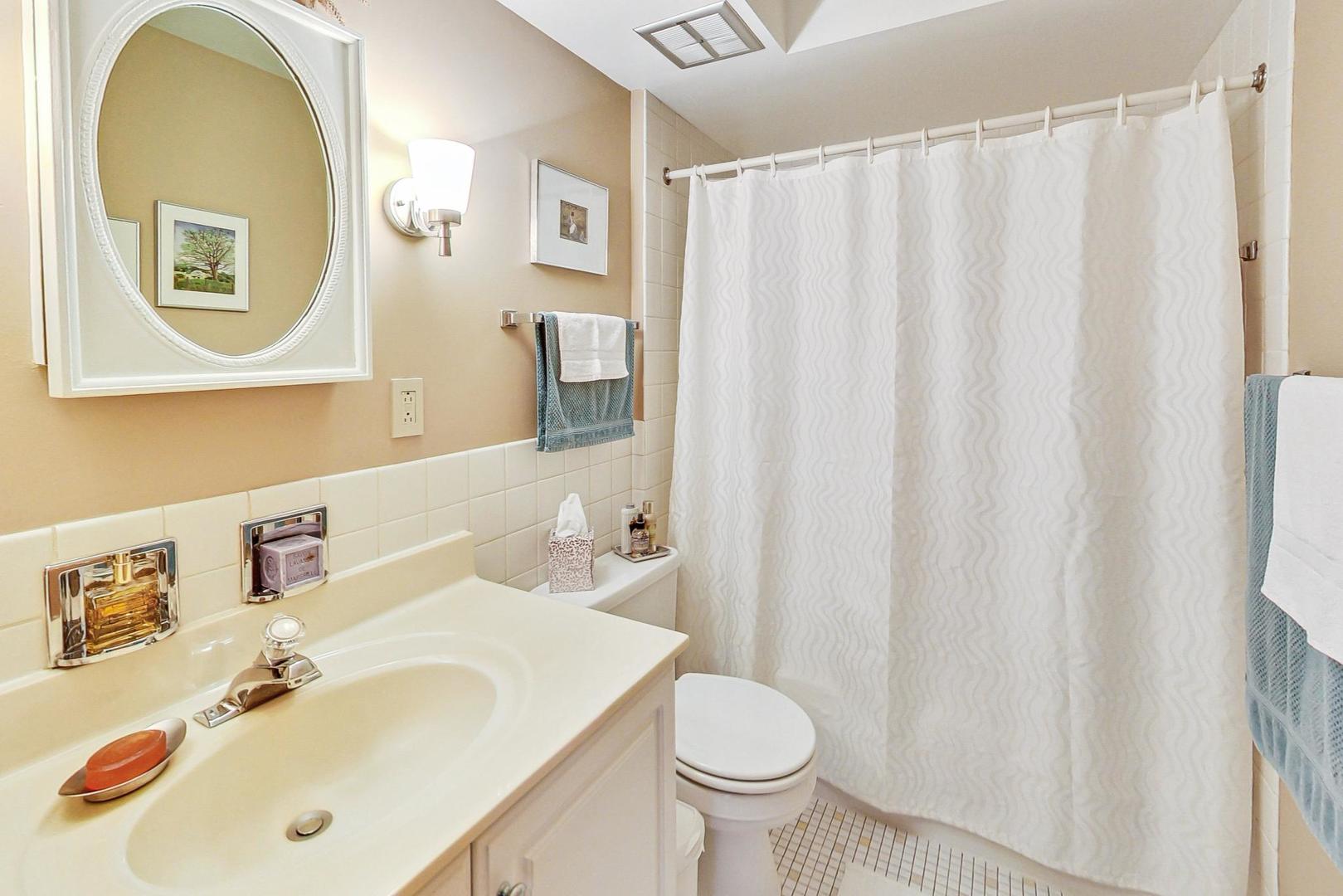 800 Washington Boulevard Unit: 406