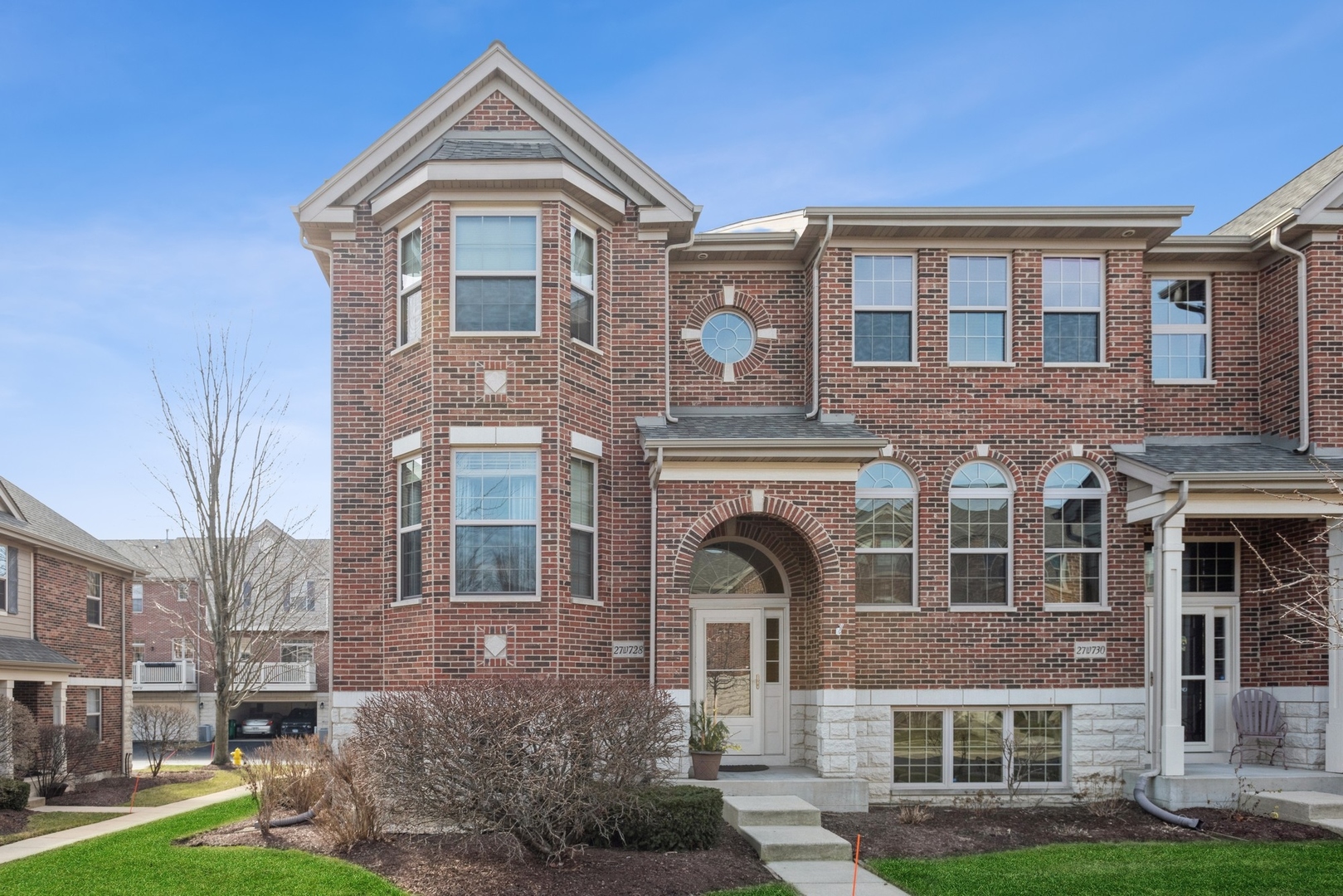 27W728 N Meadowview Drive