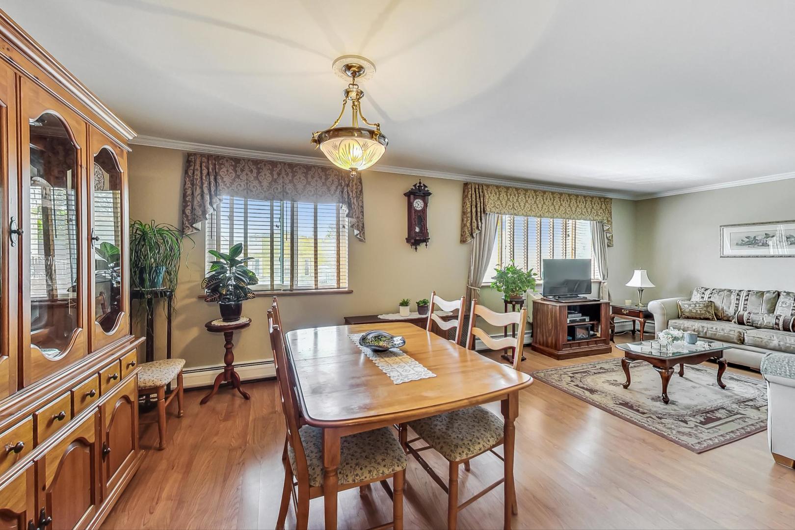 930 Ontario Street Unit: 4A