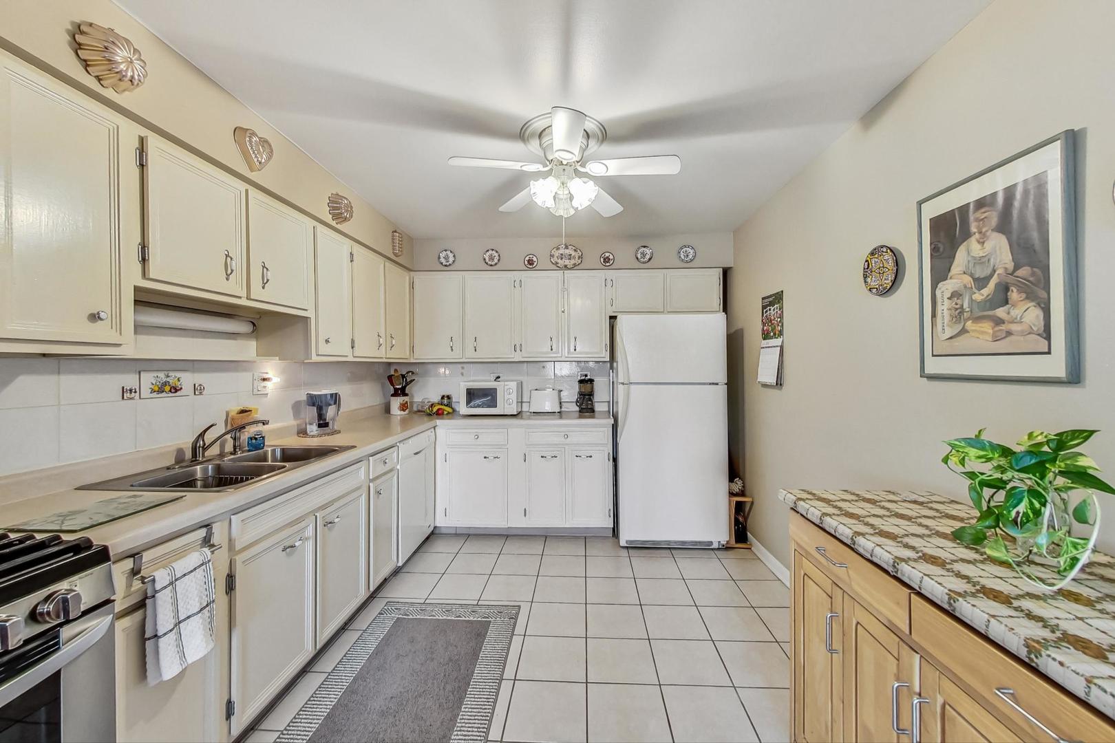 930 Ontario Street Unit: 4A