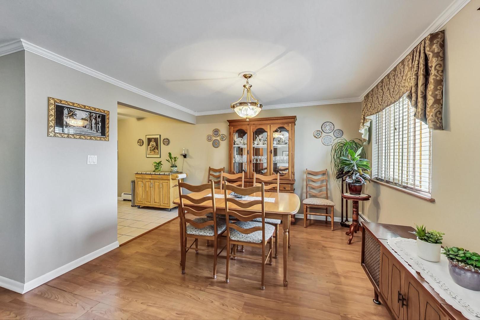 930 Ontario Street Unit: 4A