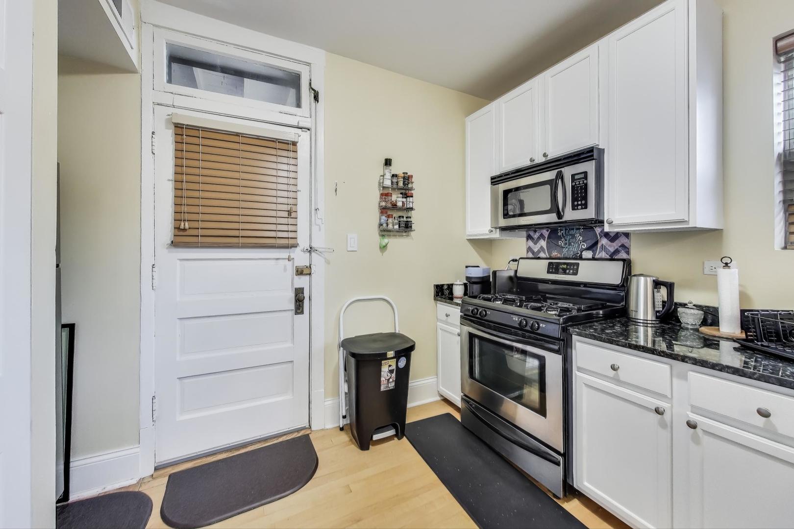 402 Wesley Avenue Unit: 3