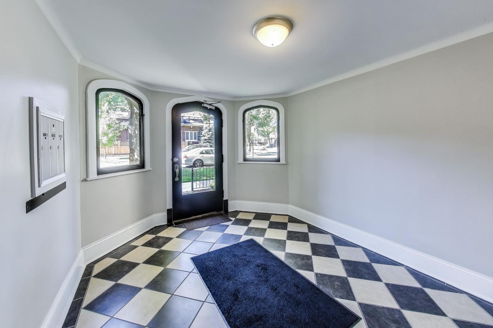 402 Wesley Avenue Unit: 3