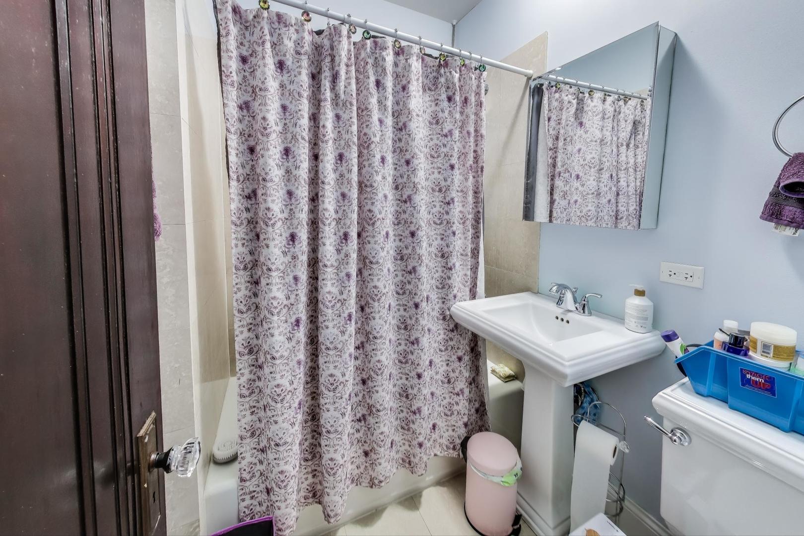 402 Wesley Avenue Unit: 3