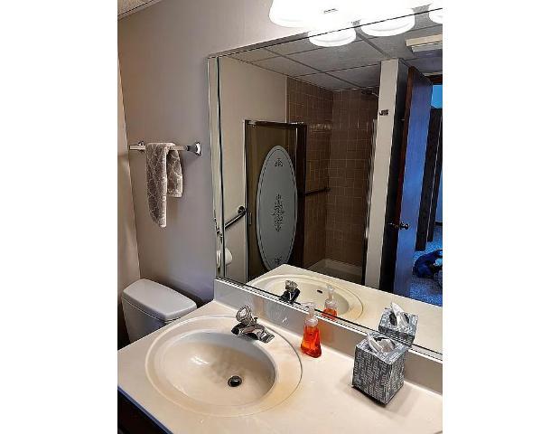 3640 186th Street Unit: 404
