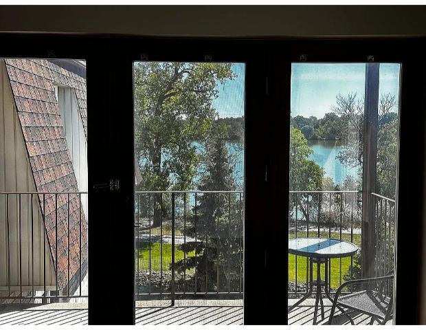 3640 186th Street Unit: 404