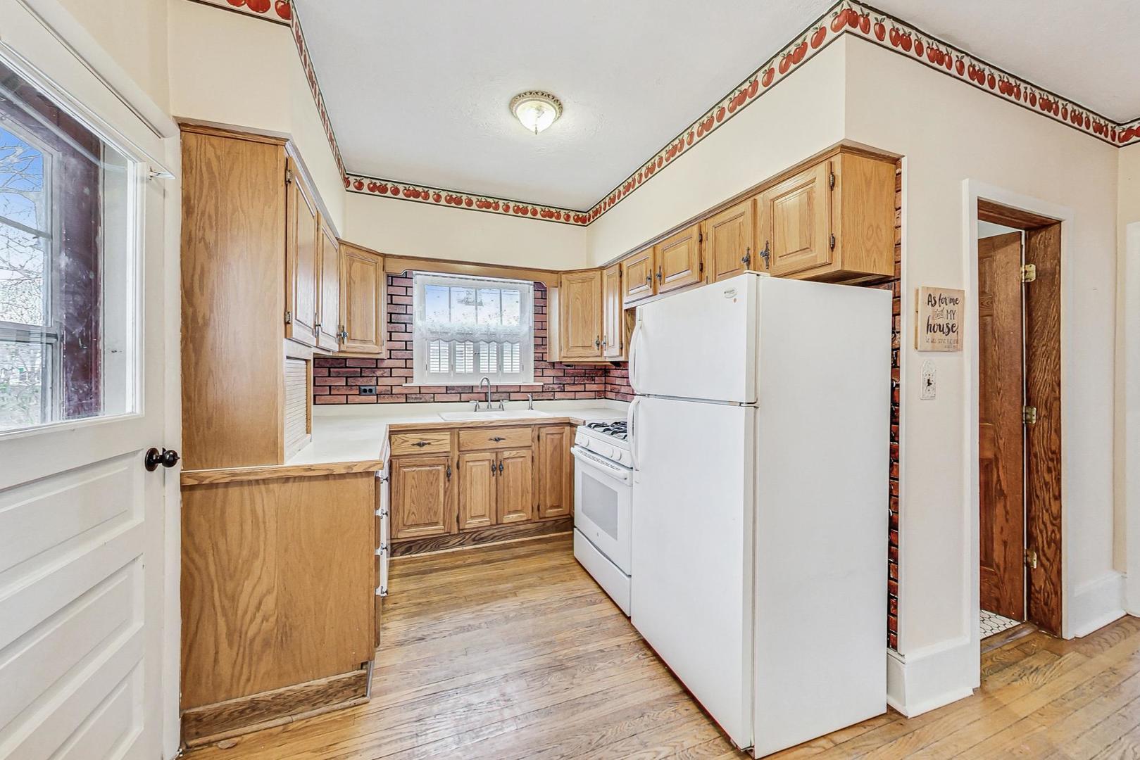26W136 JEWELL Road