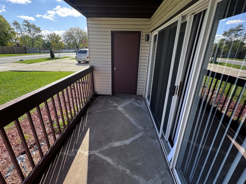 19408 Lake Shore Drive Unit: 1S