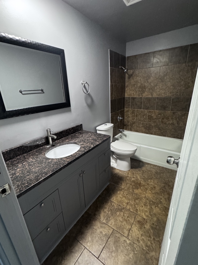 19408 Lake Shore Drive Unit: 1S