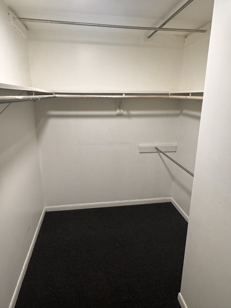 19408 Lake Shore Drive Unit: 4N