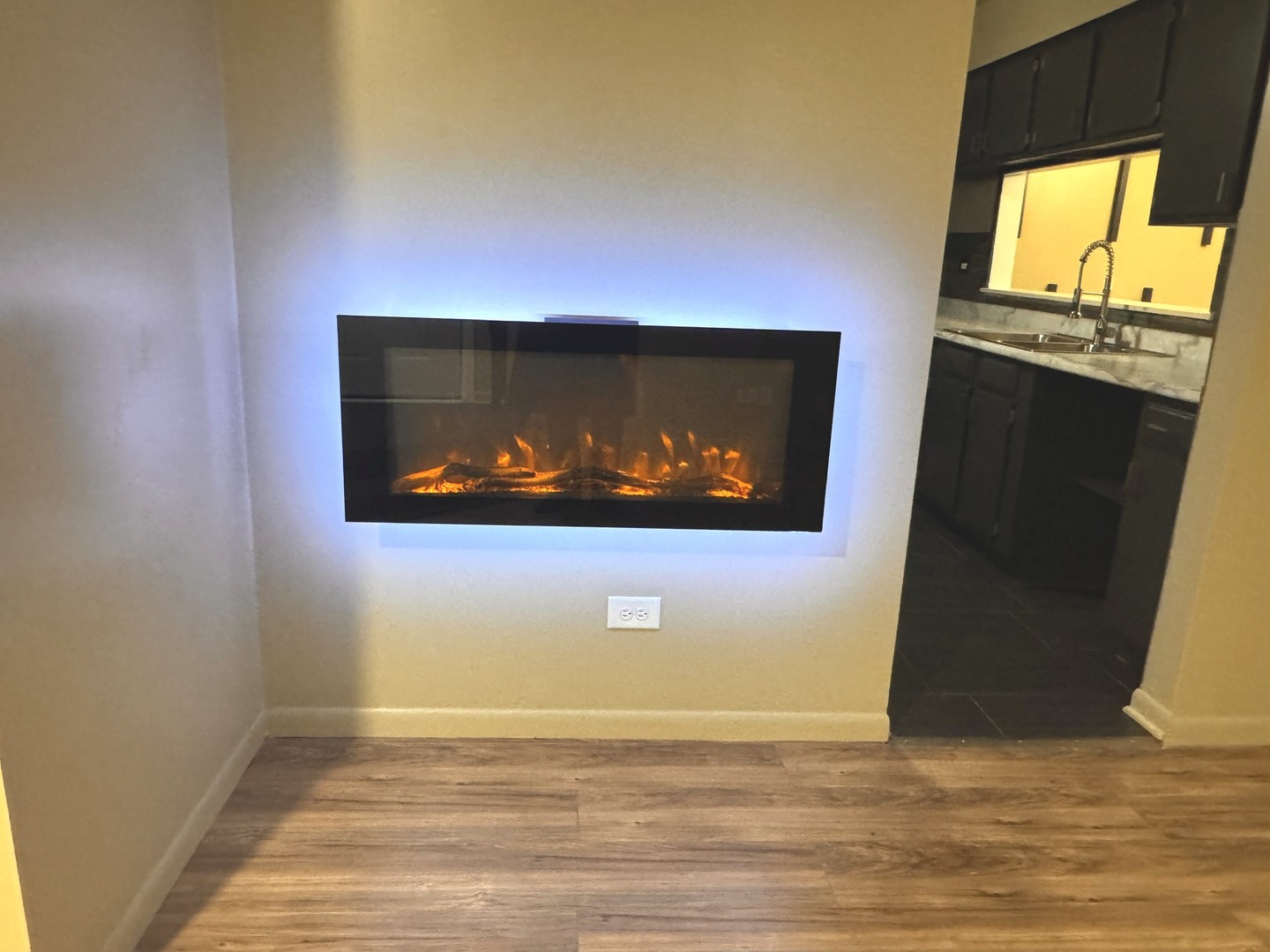 19408 Lake Shore Drive Unit: 4N