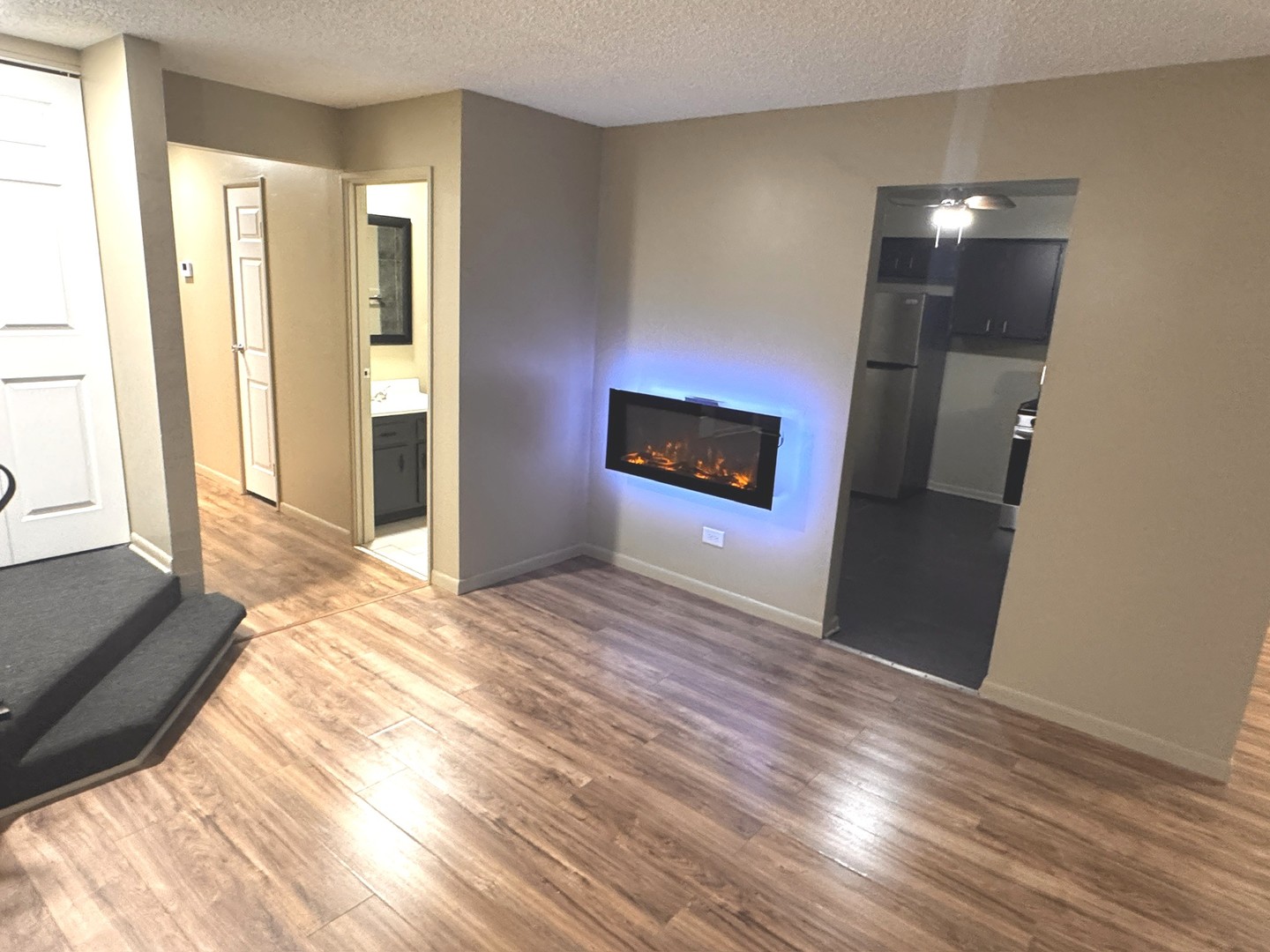 19408 Lake Shore Drive Unit: 4N