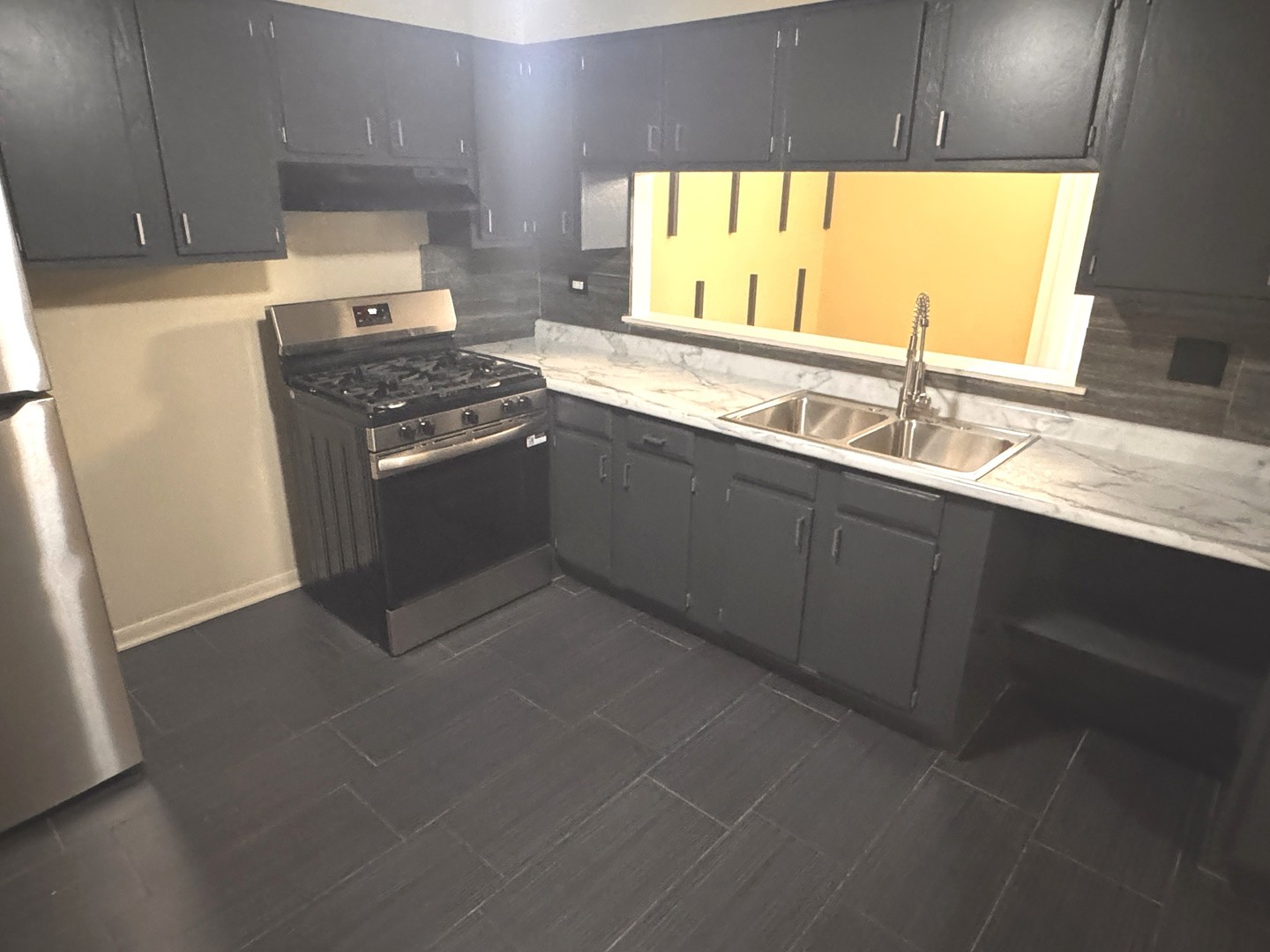 19408 Lake Shore Drive Unit: 4N