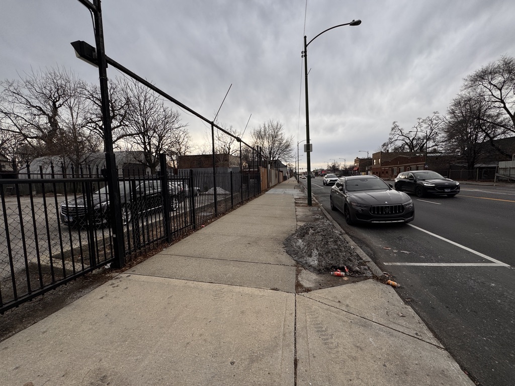 6011 S Ashland Avenue