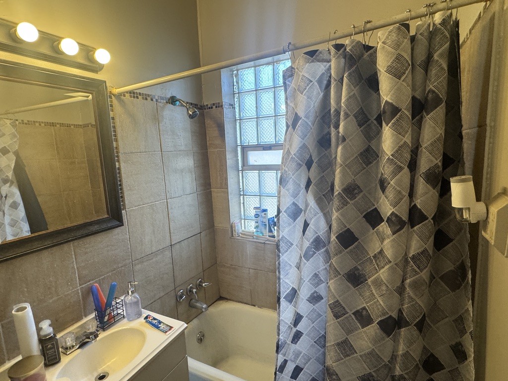 3511 W Van Buren Street