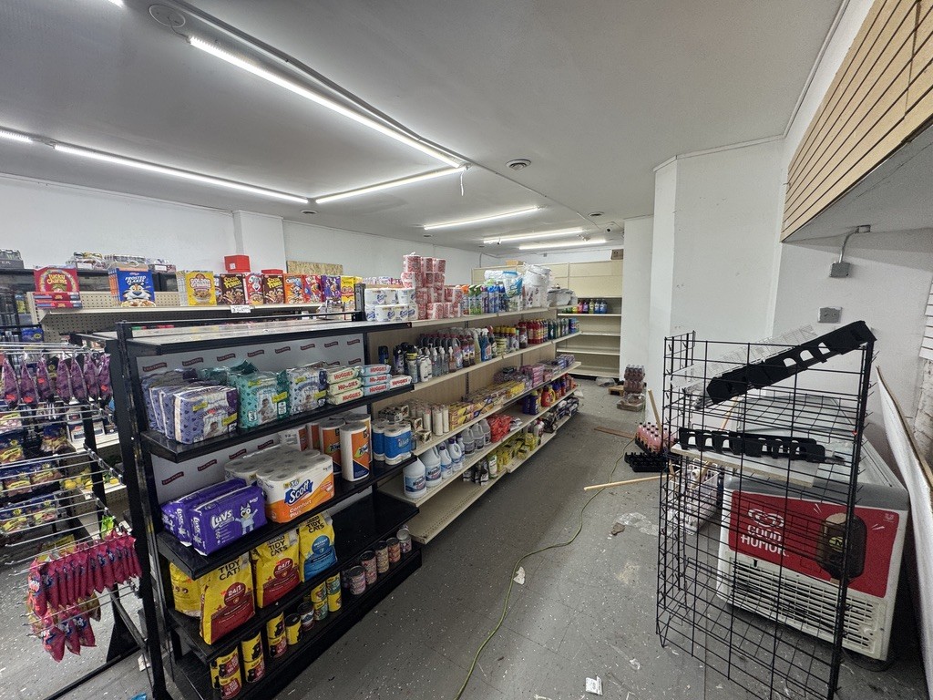 401 S Cicero Avenue