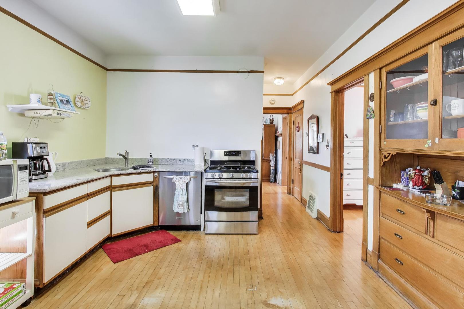 1331 Wesley Avenue