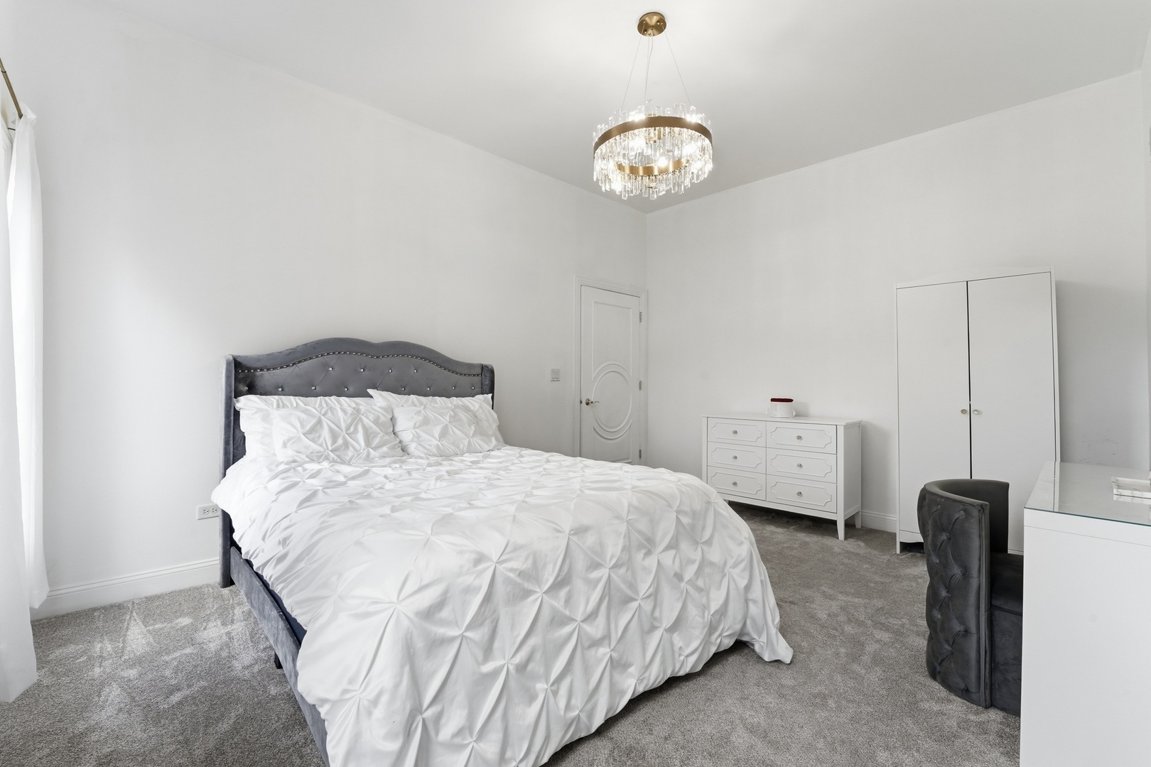 12024 W Edgewood Drive