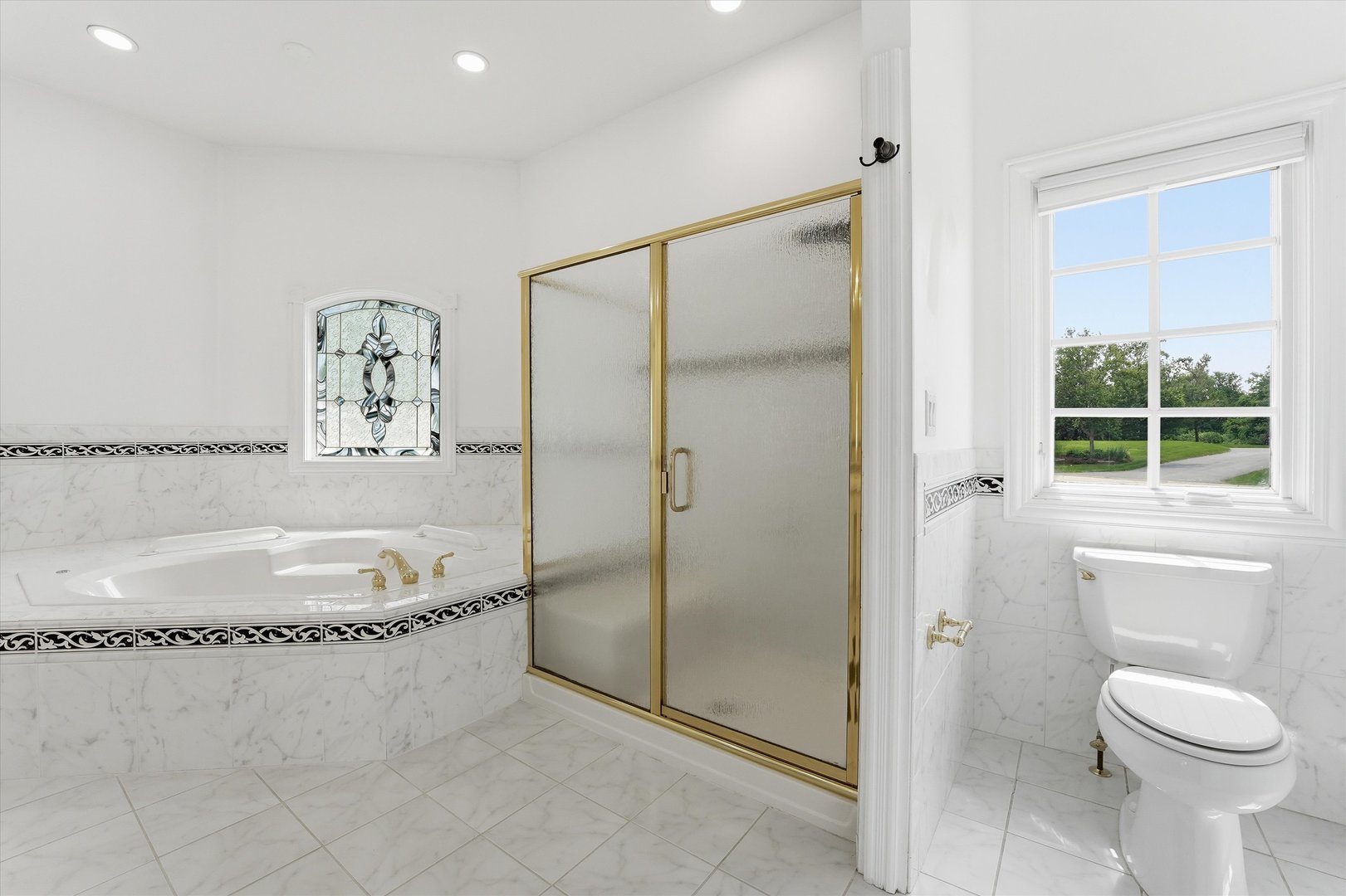 12024 W Edgewood Drive