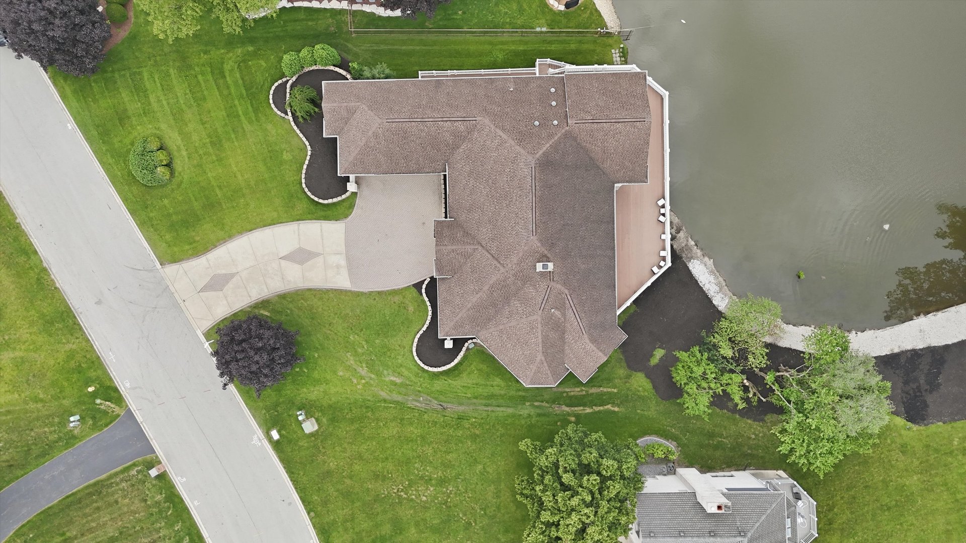 12024 W Edgewood Drive