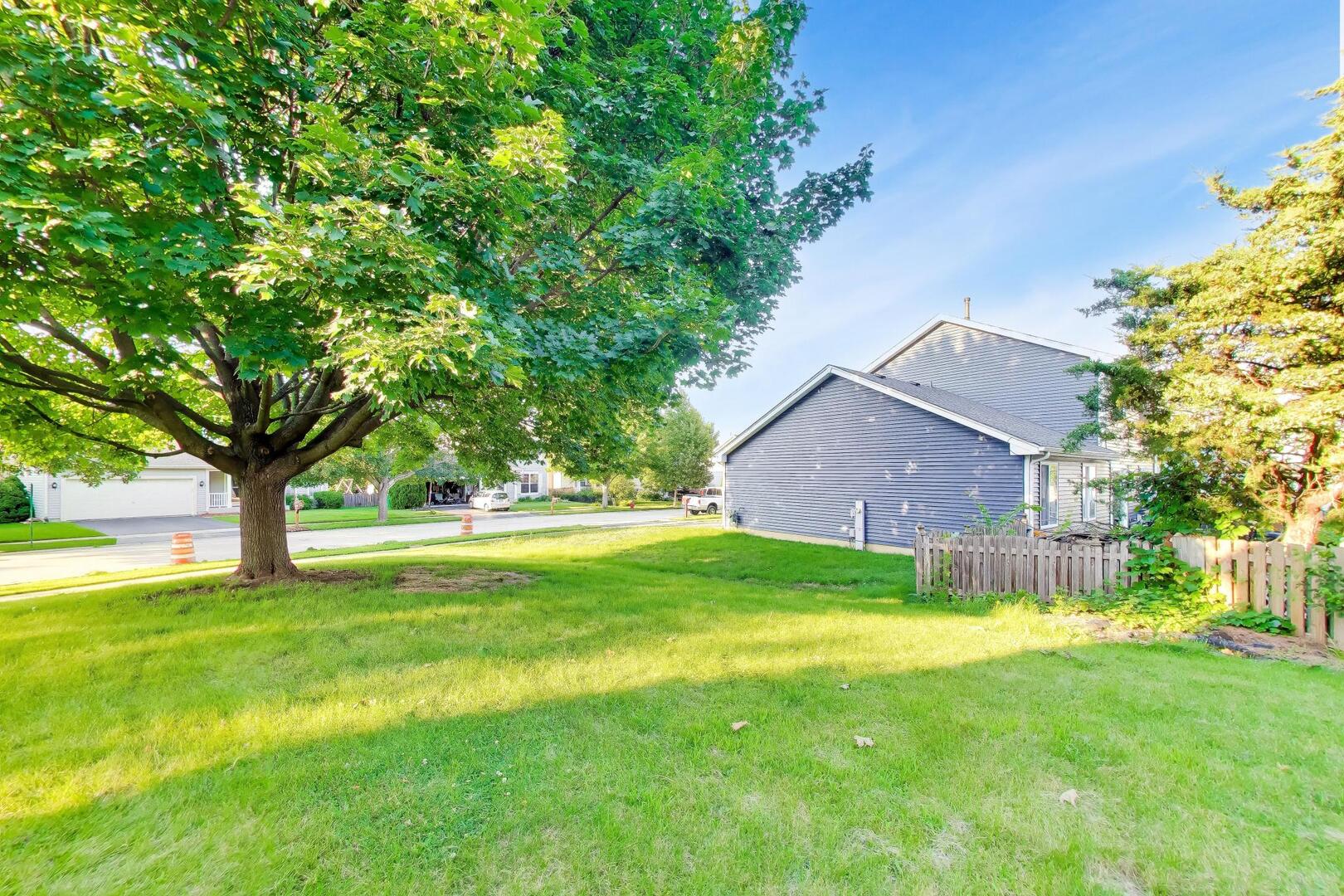 22161 W Plymouth Court