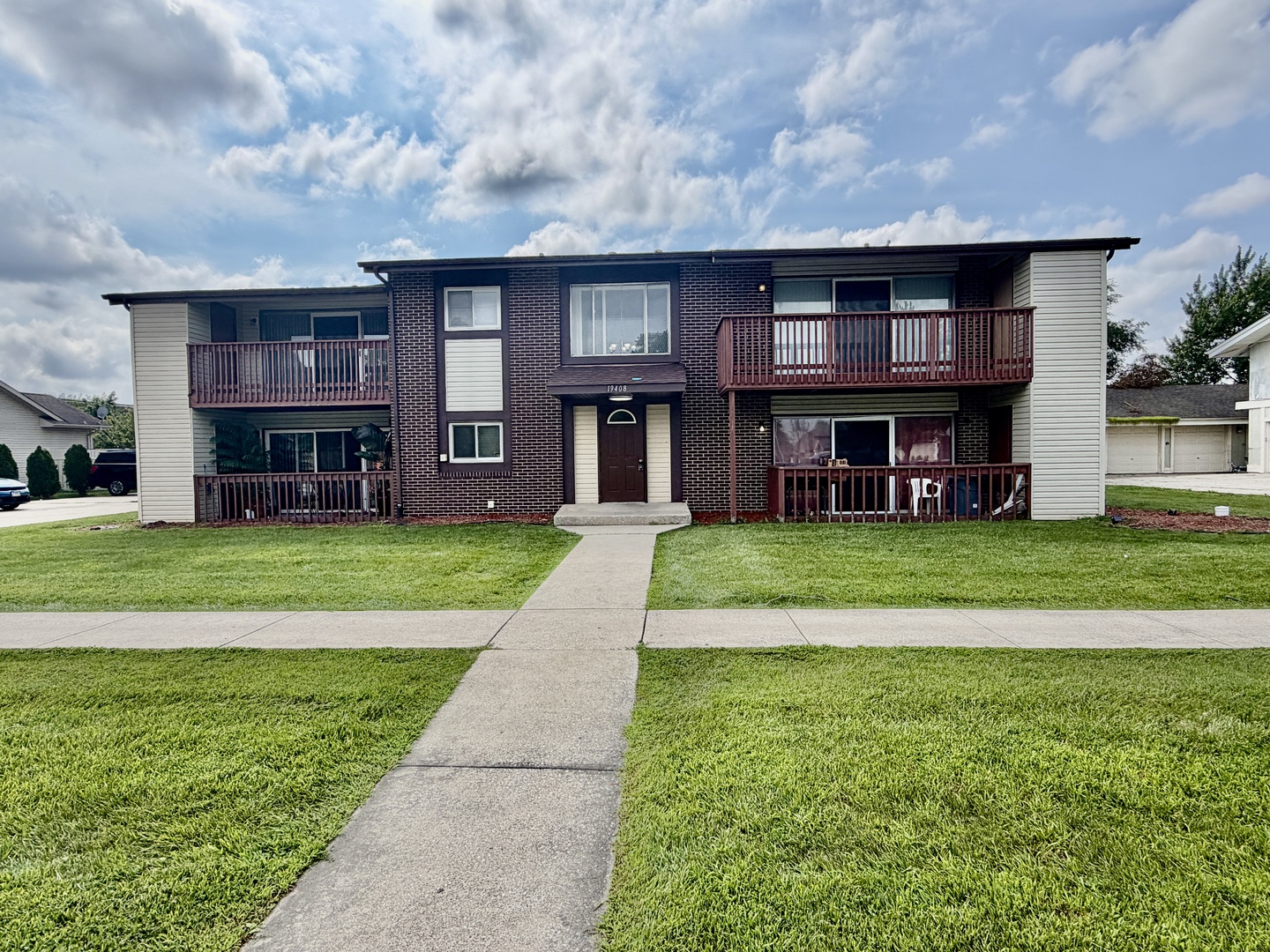 19408 Lake Shore Drive Unit: 3