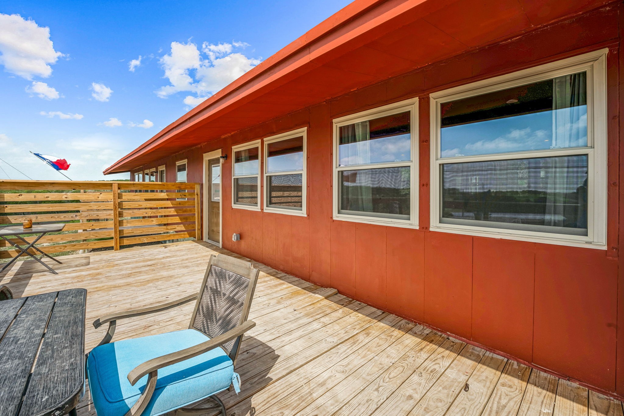825 Monarch Trail