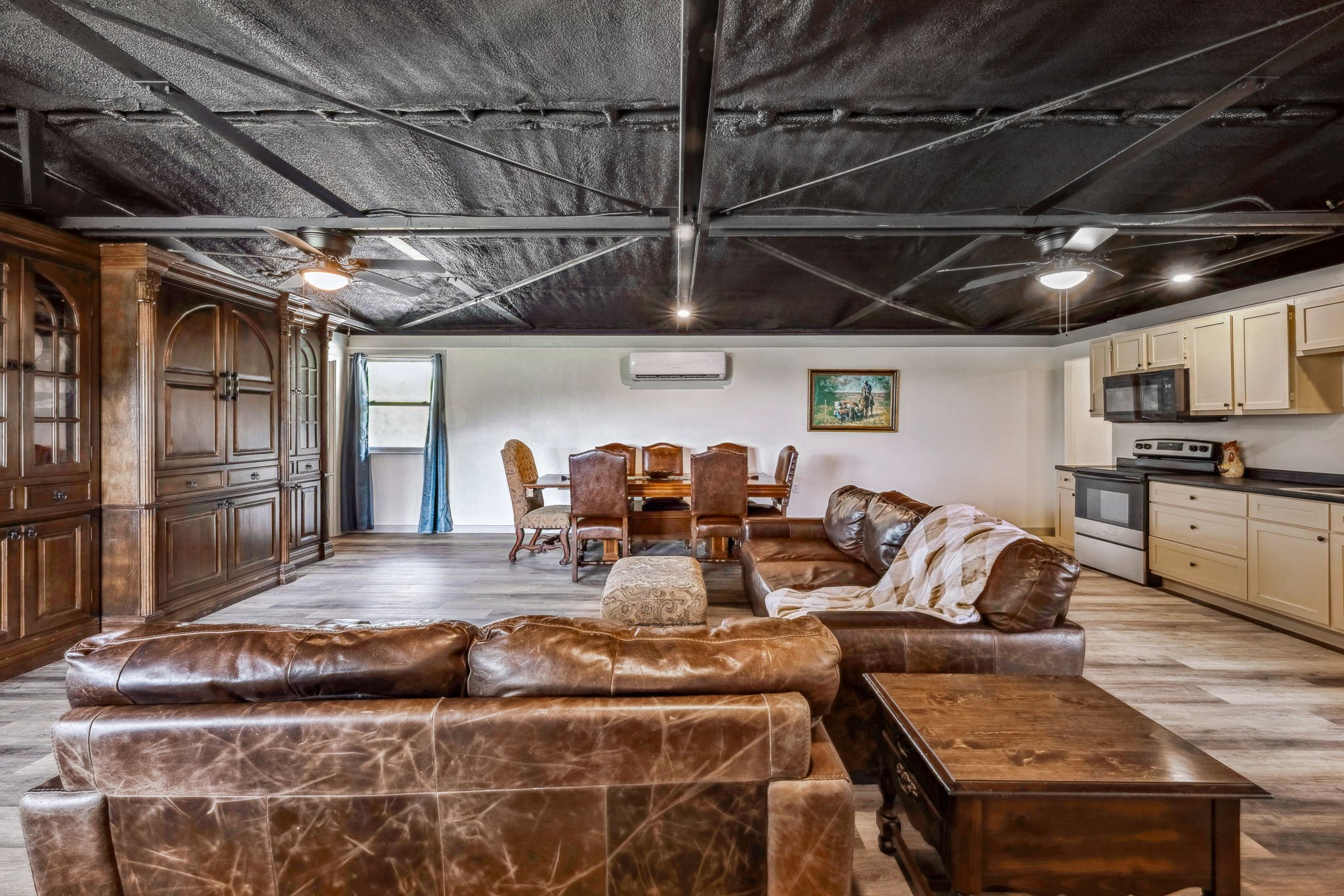 825 Monarch Trail