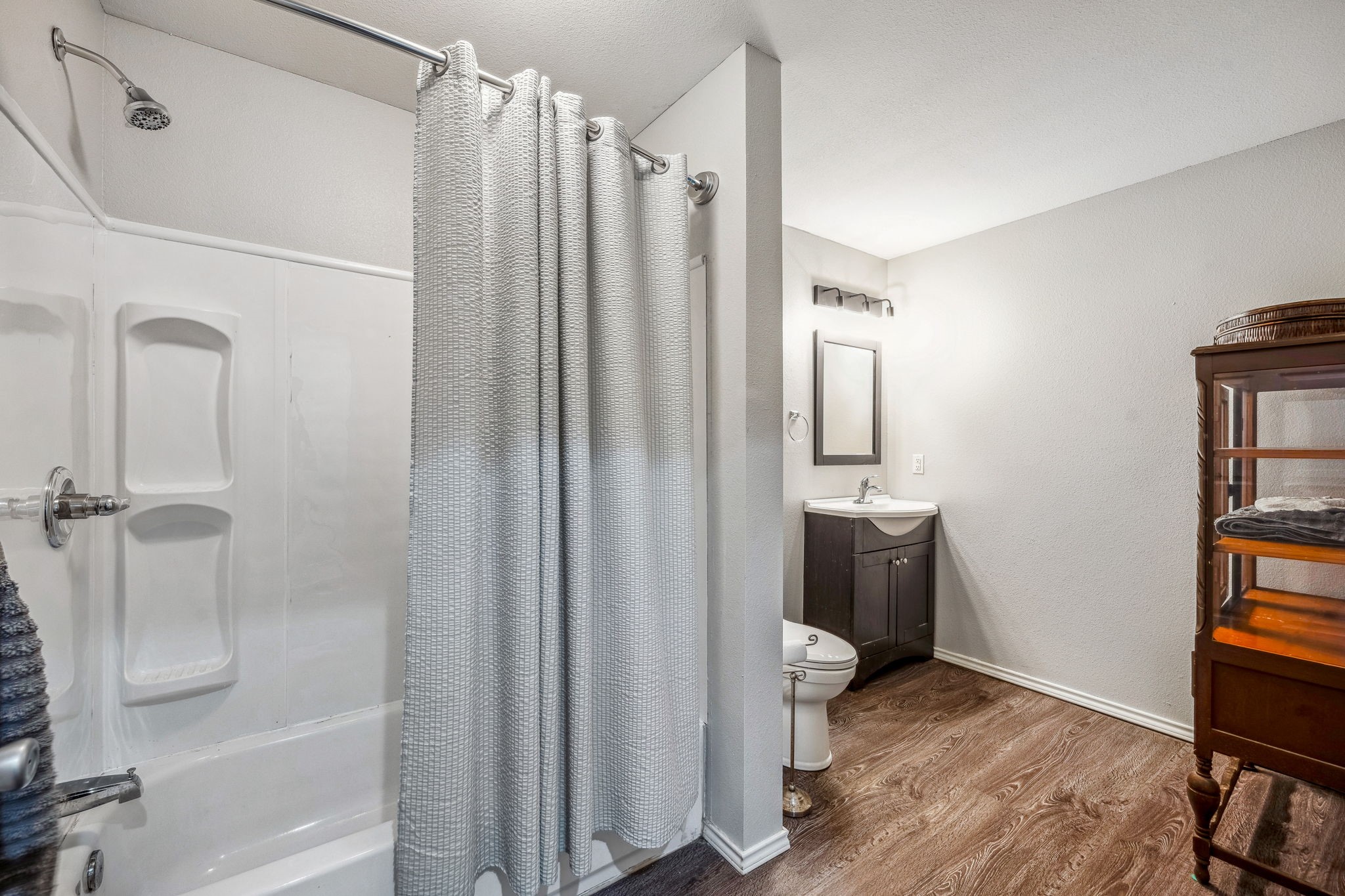 825 Monarch Trail
