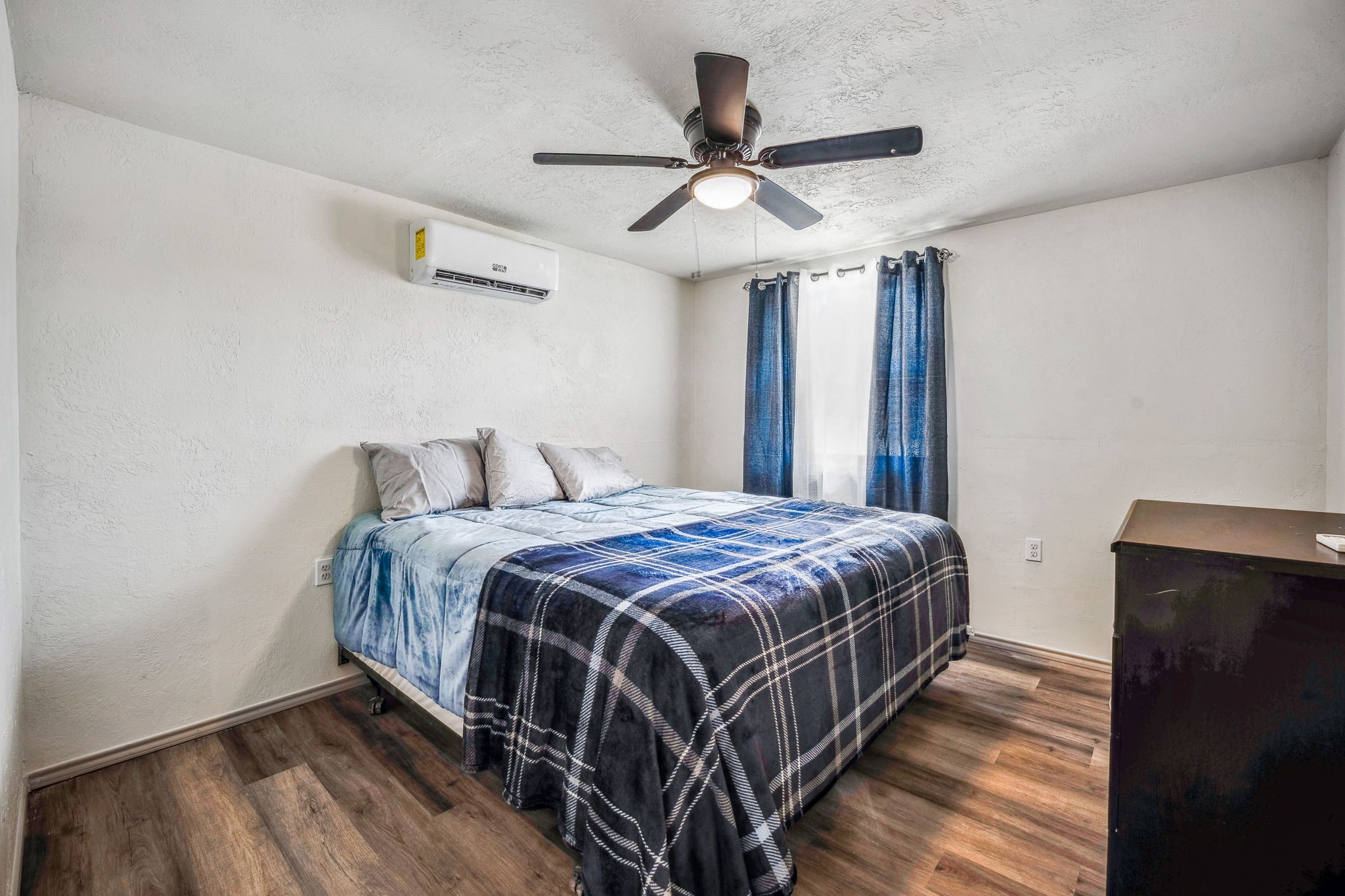 825 Monarch Trail