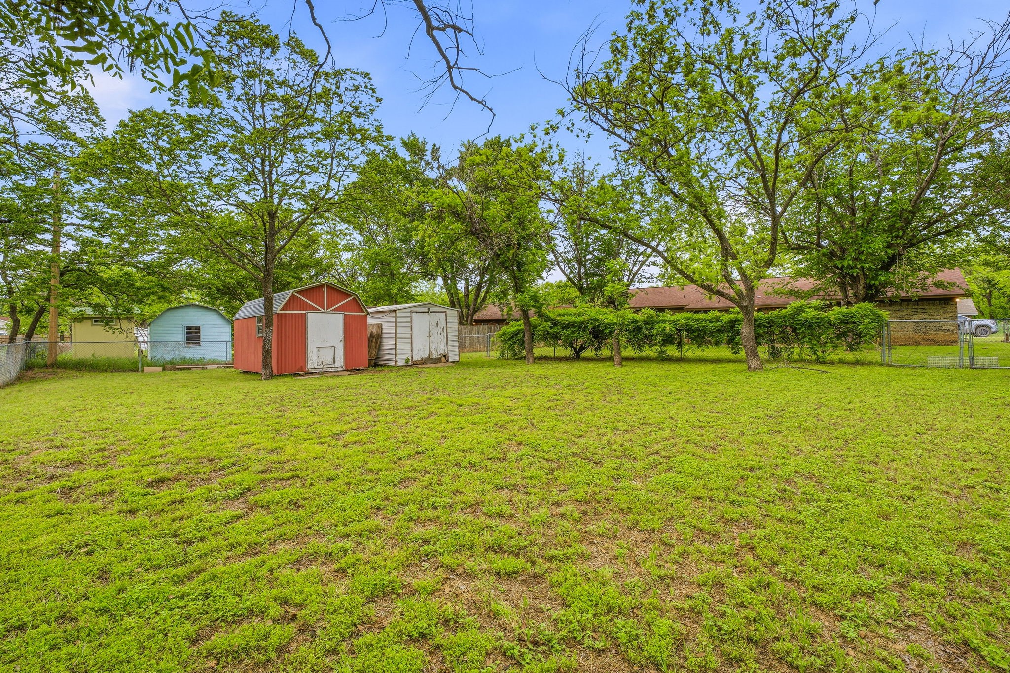 200 E Plum Avenue